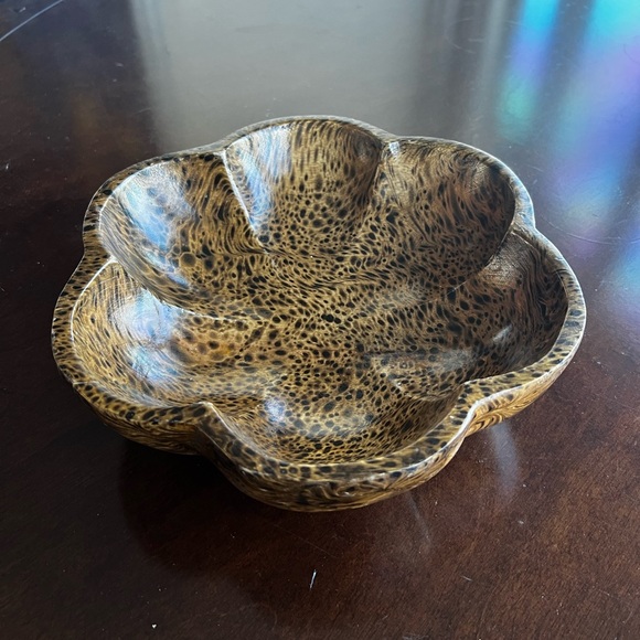 Homegoods Other - Mango Wood Speckled Bowl for Salad or Chips!
